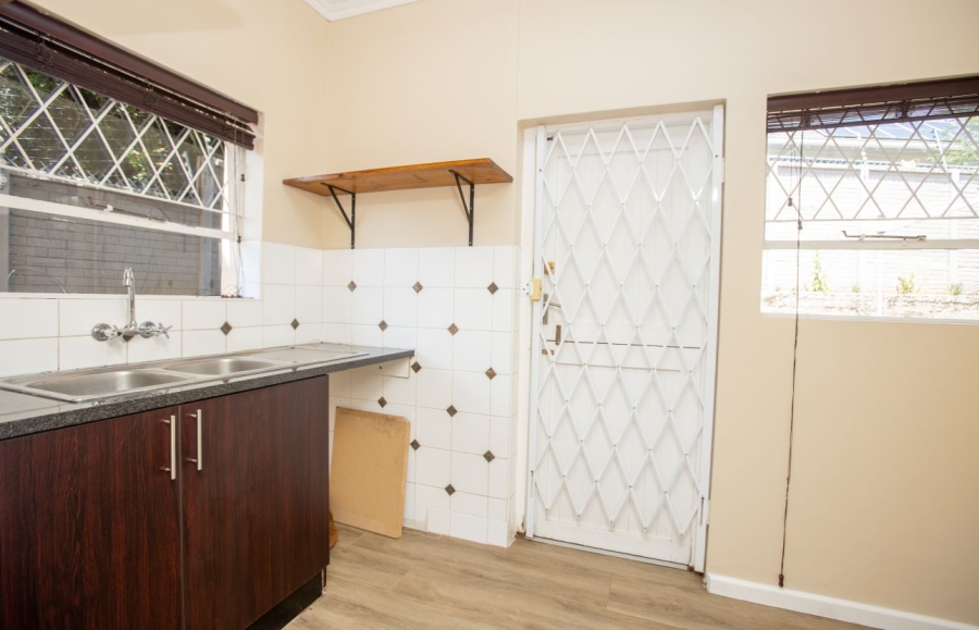 To Let 3 Bedroom Property for Rent in Selborne Eastern Cape